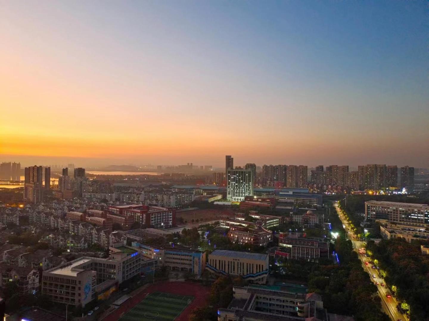 武汉沌口名致服务公寓 外观 照片